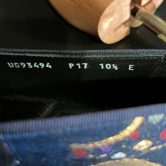 Salvatore Ferragamo dress shoes size 10.5 E - Picture 9 of 9